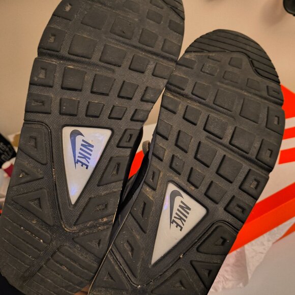 2019 version Nike Air Command Running Shoes Gray/Black Leather Men's Size 12 - Picture 7 of 10